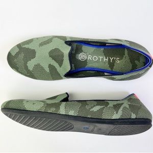 Like NEW! ROTHY’S The Loafer in Olive Camo 7.5
